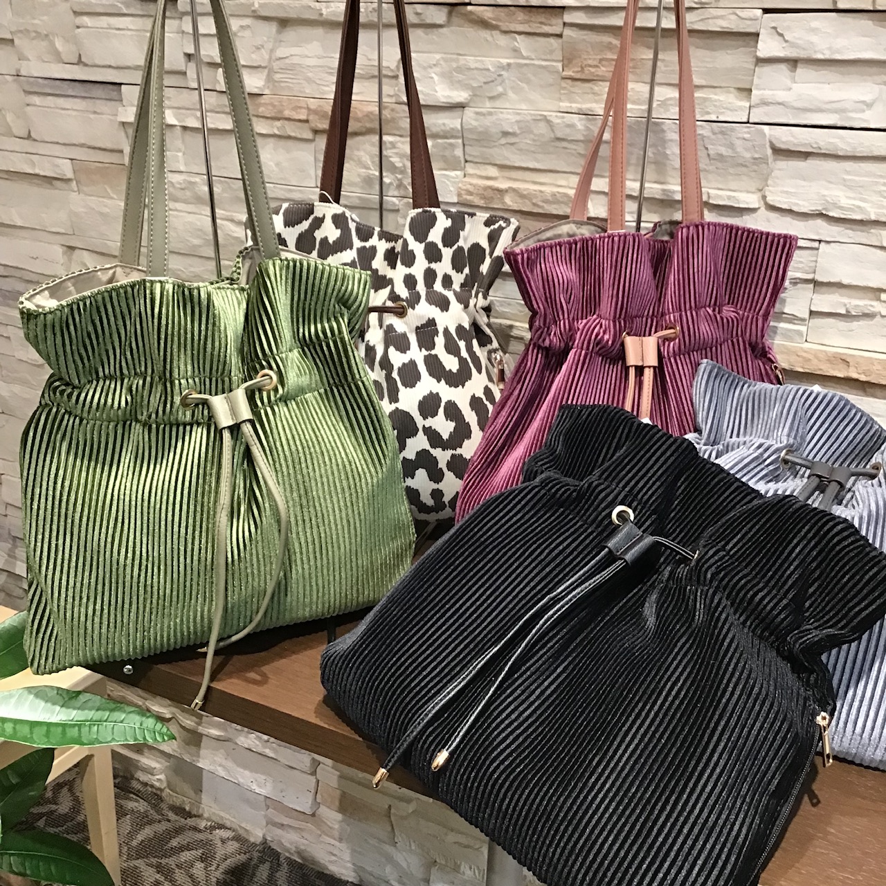 マツヤマ・雅-miyabi- | 秋冬新商品⭐︎プリーツ巾着トートバッグ入荷