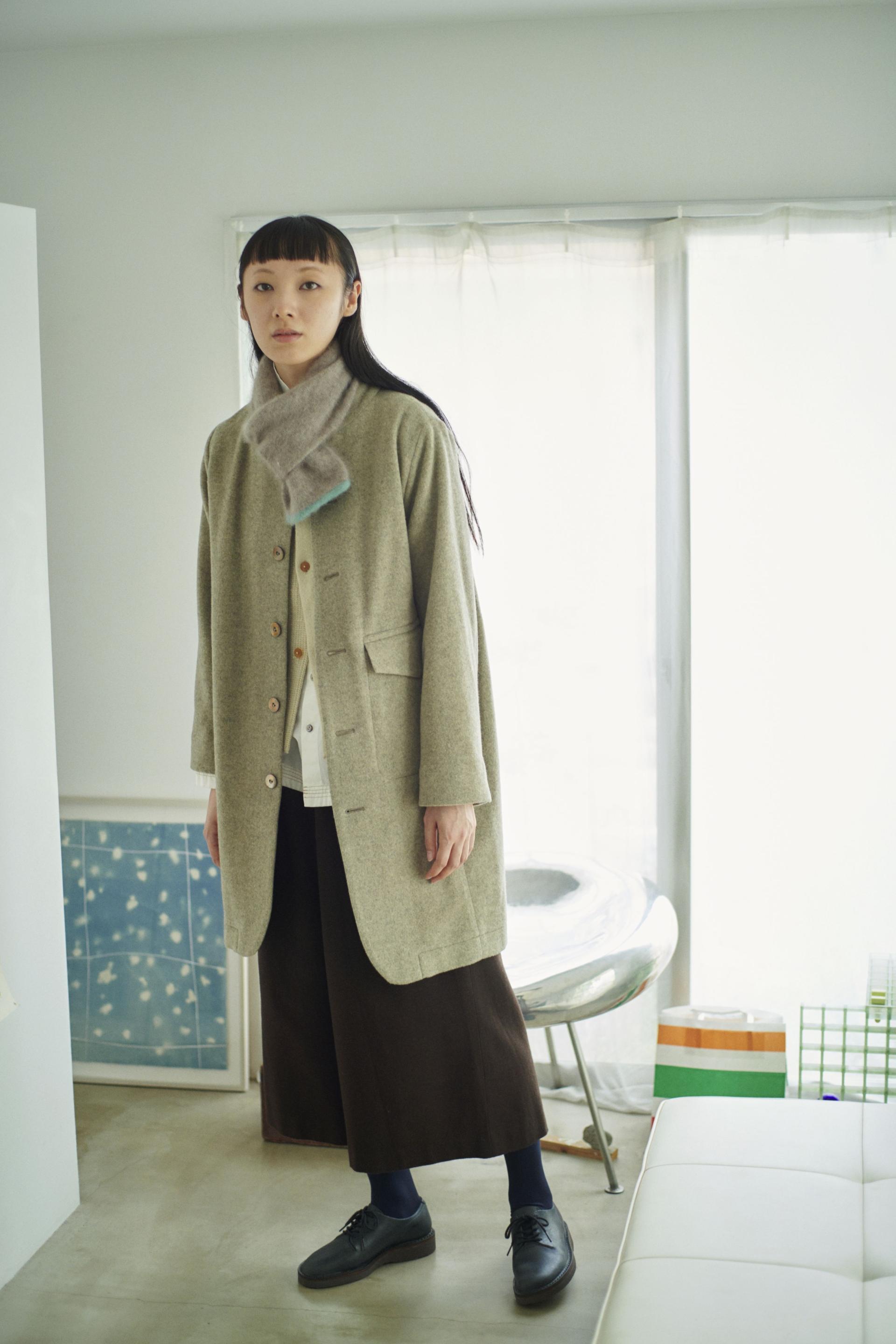 パラスパレス ウールコート 玉虫色 比翼 牛革 丸襟 L ナチュラル系 45R パラスパレス ウールコート 玉虫色 比翼 牛革 丸襟 L ナチュラル系 45R